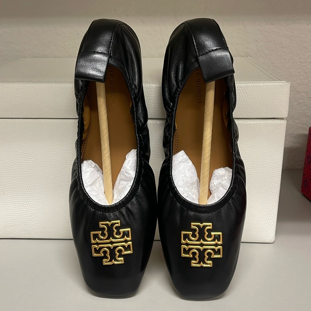 Brand new Tory Burch Britten ballet flats